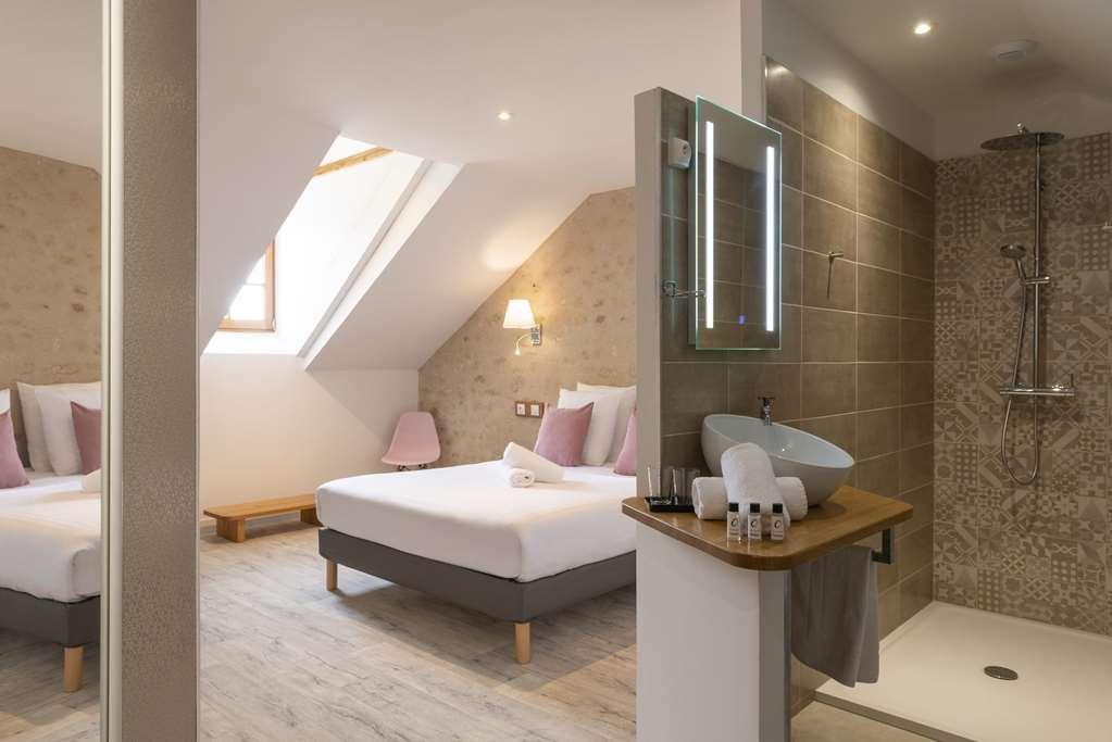 Hotel The Originals Le Manoir de Pierre Levée Tournon-Saint-Martin Habitación foto